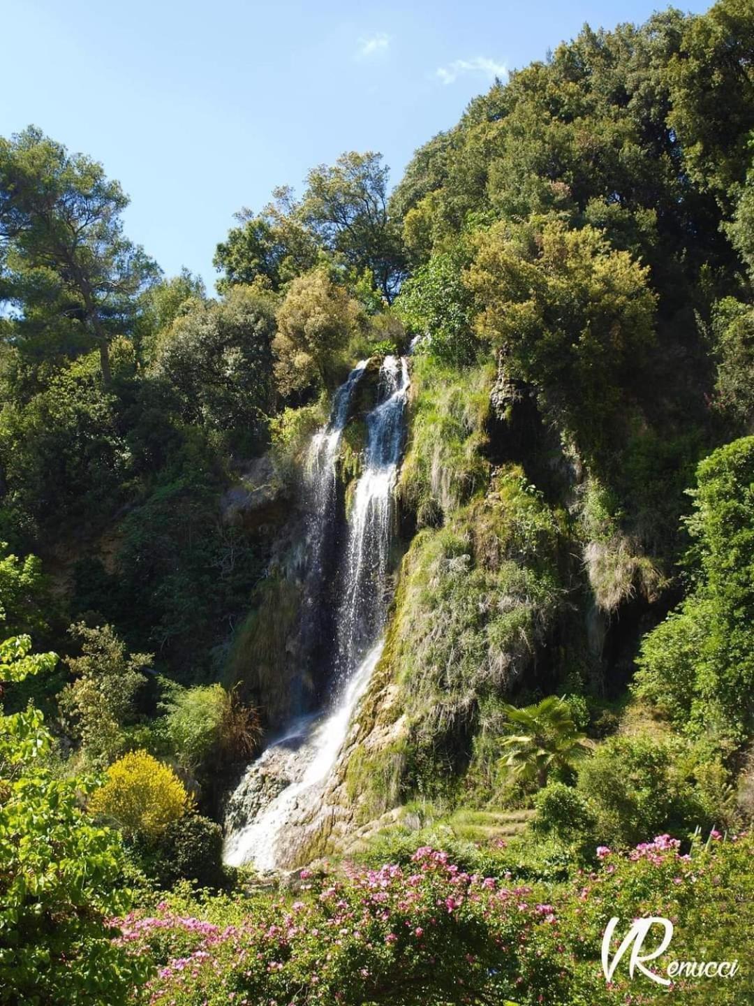 Le Refuge De Sissou Appartement Pontevès Buitenkant foto